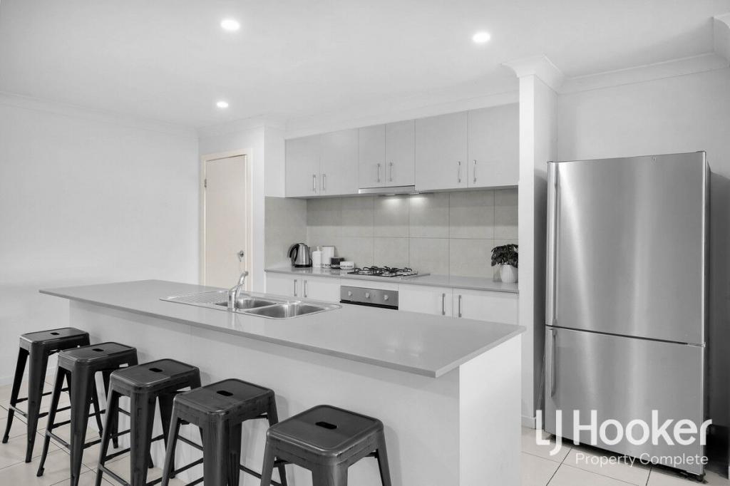 37 Highlands St, Yarrabilba, QLD 4207