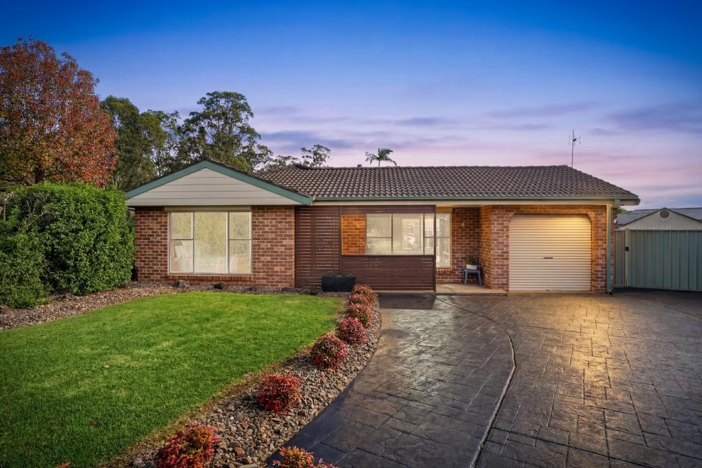 4 Eber Pl, Minchinbury, NSW 2770