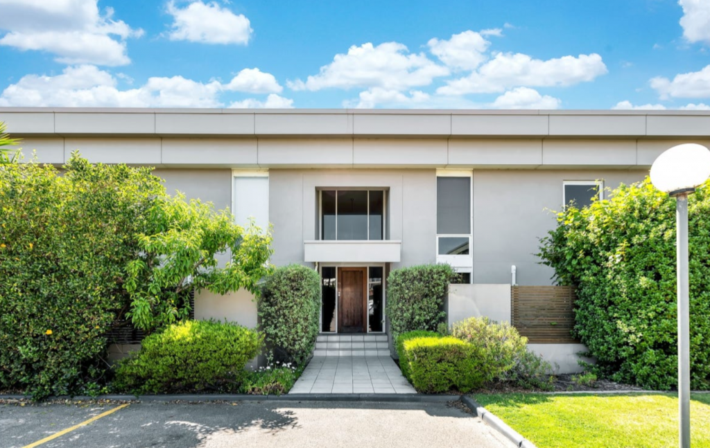 2/74 Military Rd, Tennyson, SA 5022