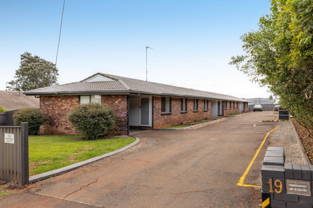 19 GIPPS ST, DRAYTON, QLD 4350