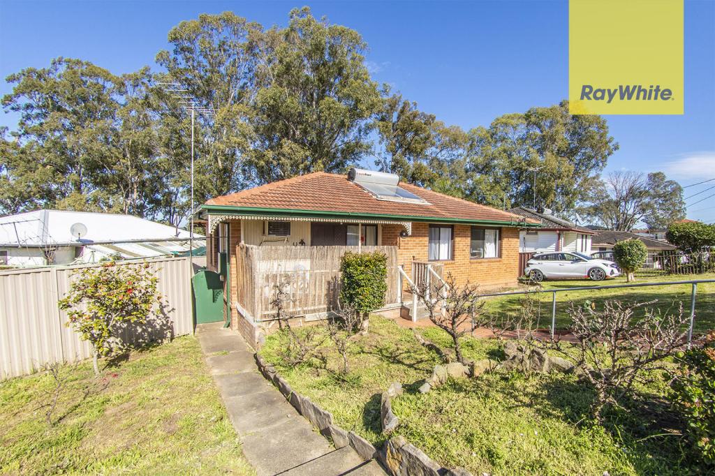 12 Albany St, Busby, NSW 2168