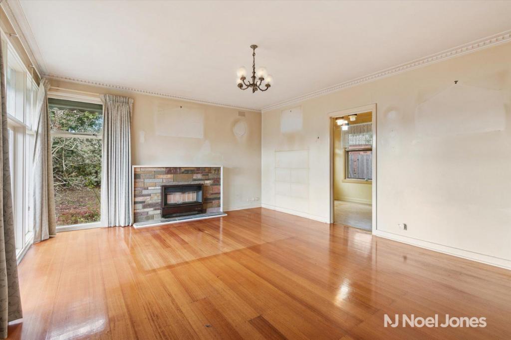 30 Hillview Dr, Kilsyth, VIC 3137
