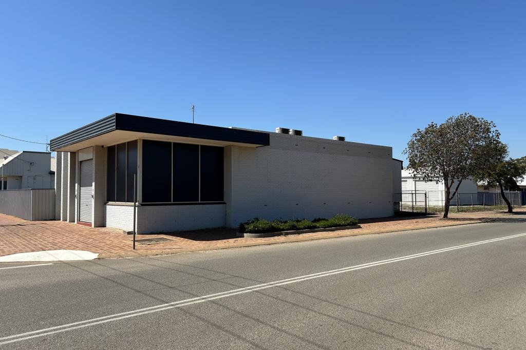 19 Dandaragan St, Moora, WA 6510