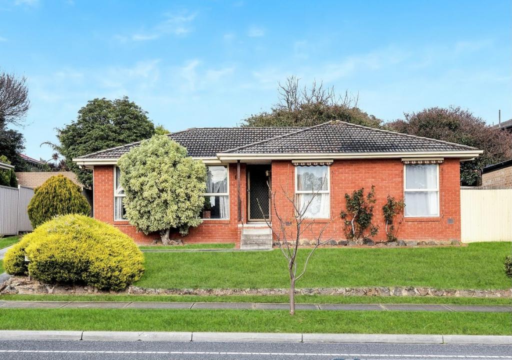 57 Essex Park Dr, Endeavour Hills, VIC 3802