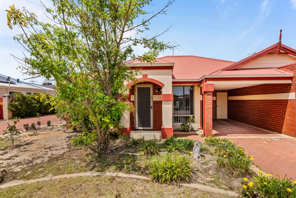 7/61 Wanaping Rd, Kenwick, WA 6107