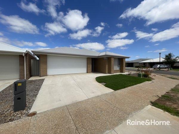 11 Prunus Ct, Munno Para West, SA 5115