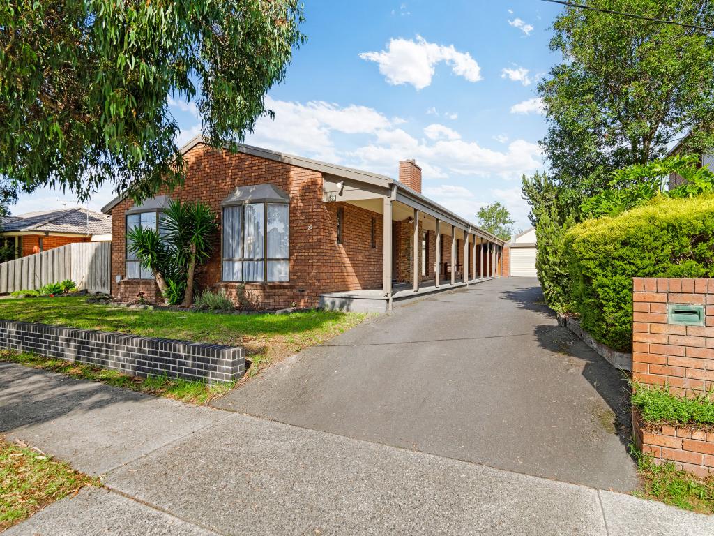 22 Elizabeth St, Cranbourne North, VIC 3977