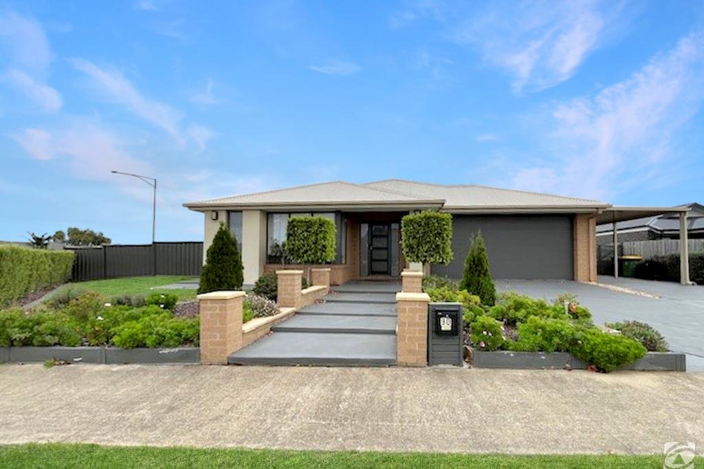 90 Flinns Rd, Eastwood, VIC 3875