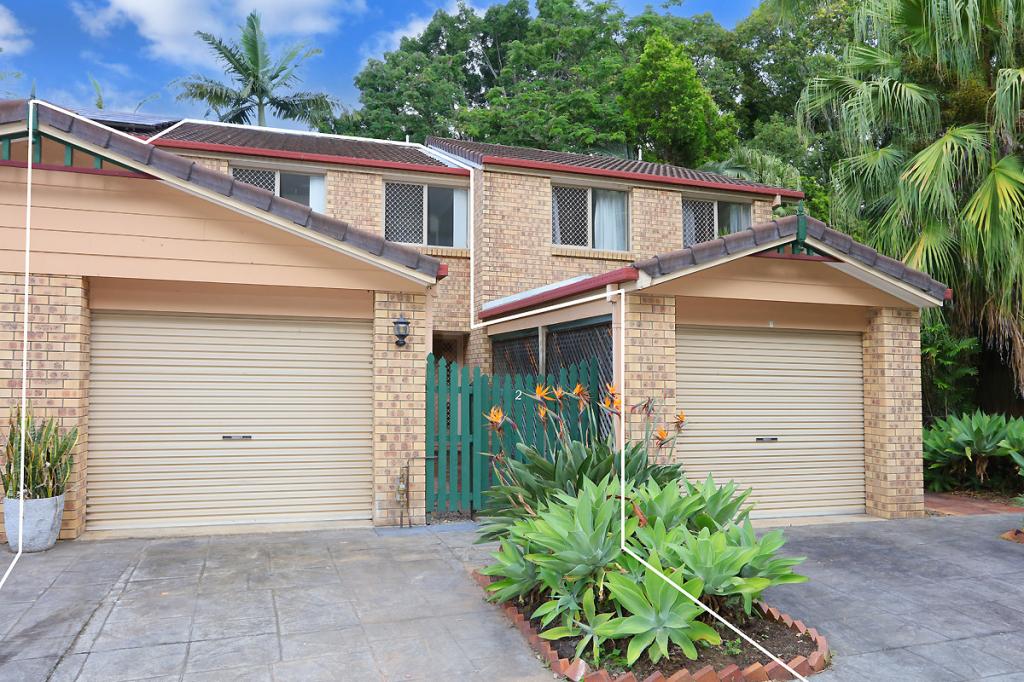 2/130 Plateau Cres, Carrara, QLD 4211