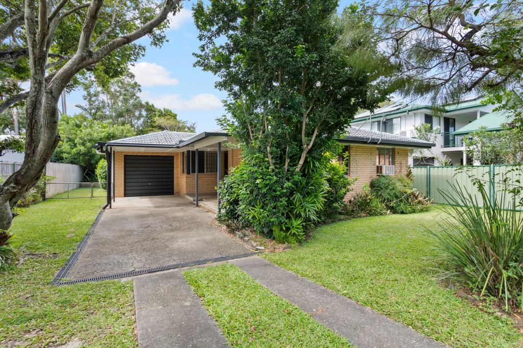 16 Waratah Dr, Clontarf, QLD 4019