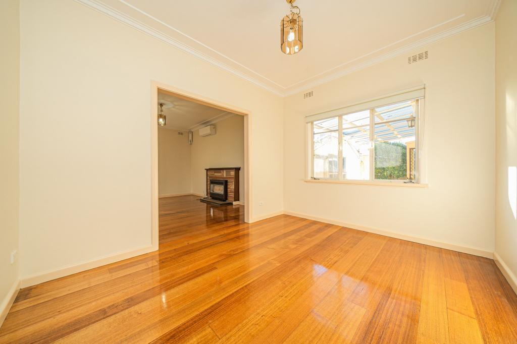 2c Tyne St, Box Hill North, VIC 3129