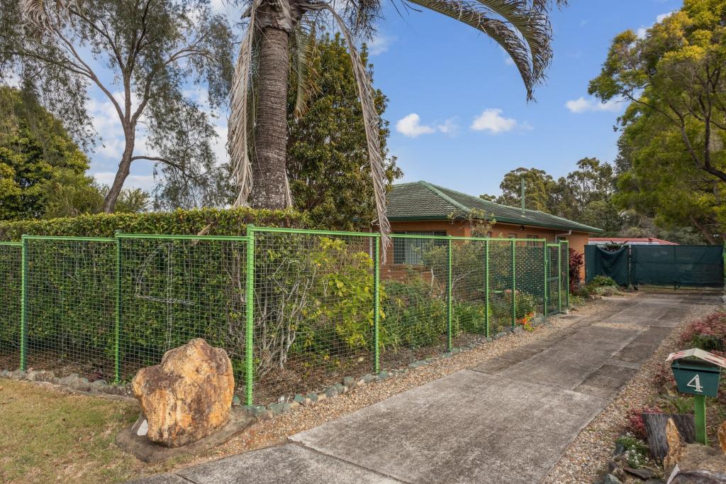 4 Jenelle St, Kallangur, QLD 4503