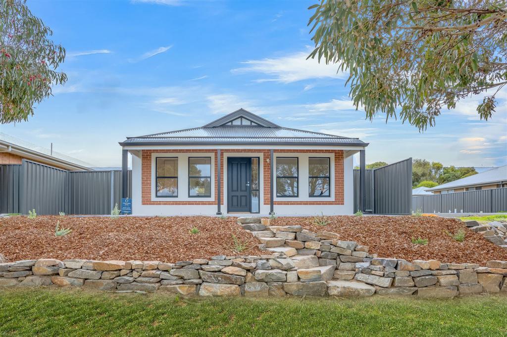 7 Princess Royal Pde, Hindmarsh Island, SA 5214