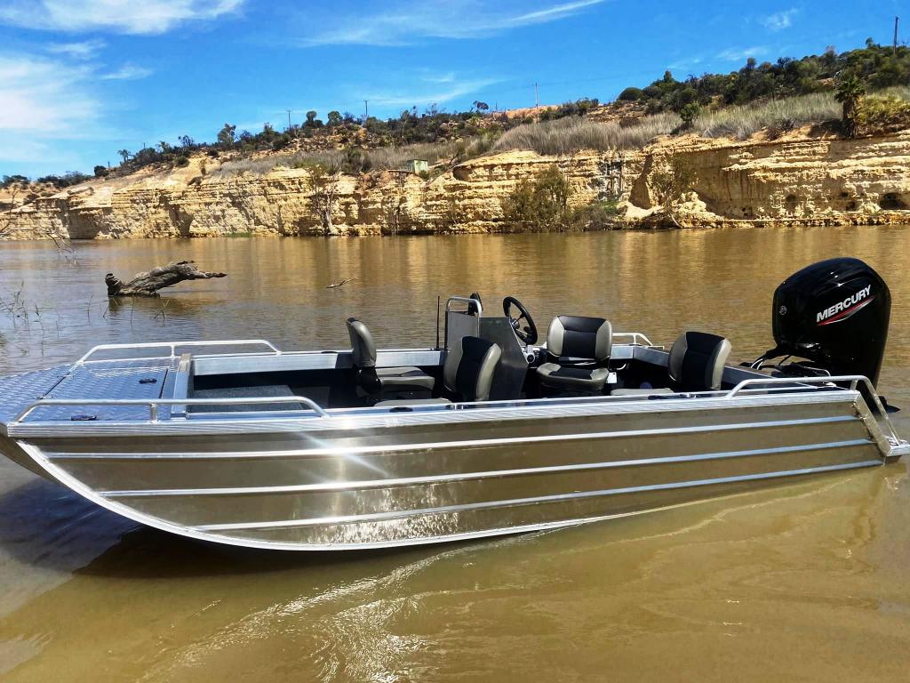 Hmf Boats, Waikerie, SA 5330