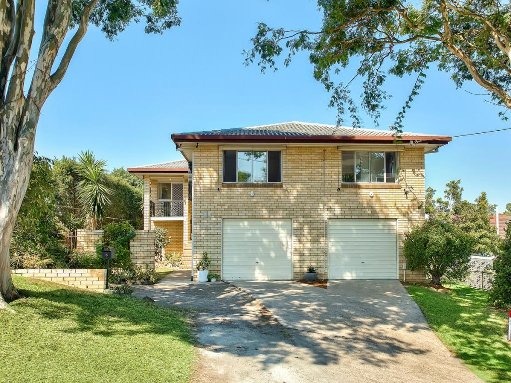 3 Winton St, Stafford Heights, QLD 4053