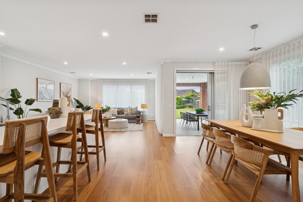 29 Elliott Cres, Dingley Village, VIC 3172