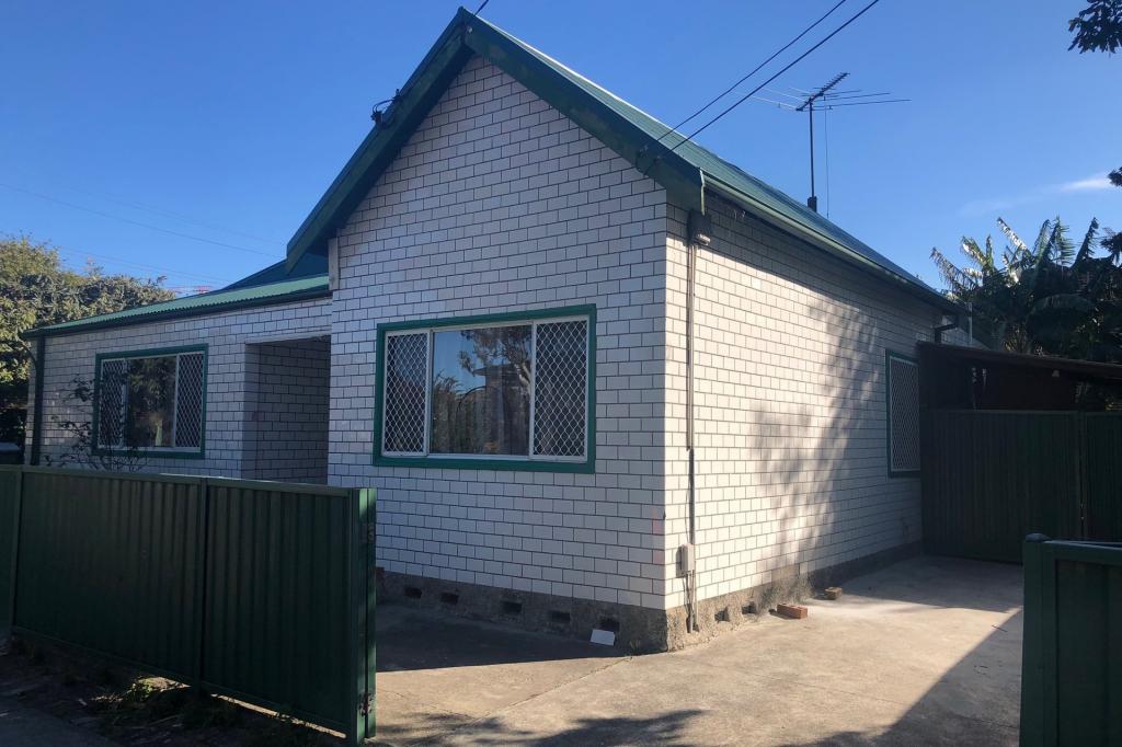 26 Arthur St, Granville, NSW 2142