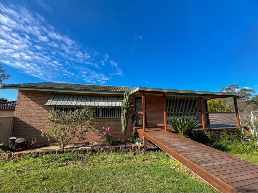 203 Wyangala Cres, Leumeah, NSW 2560