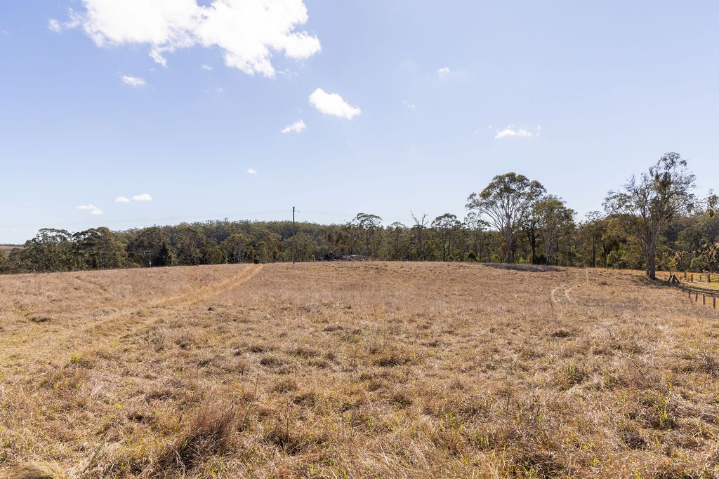 4245 Esk Hampton Rd, Hampton, QLD 4352