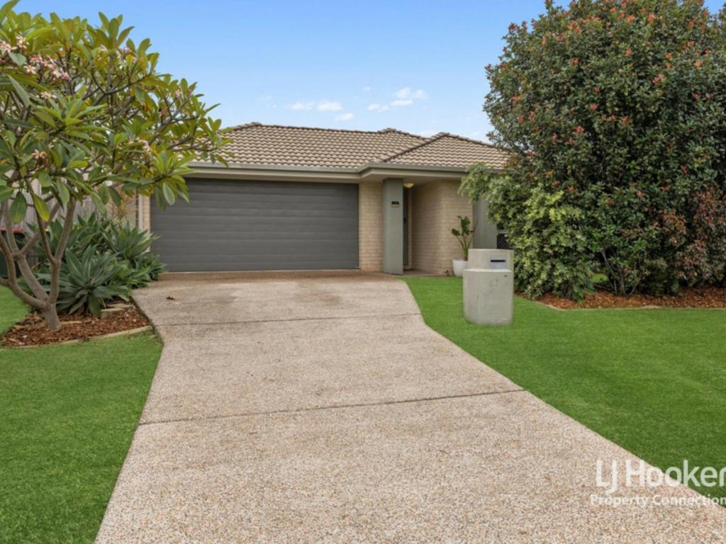 17 SWALLOW ST, GRIFFIN, QLD 4503