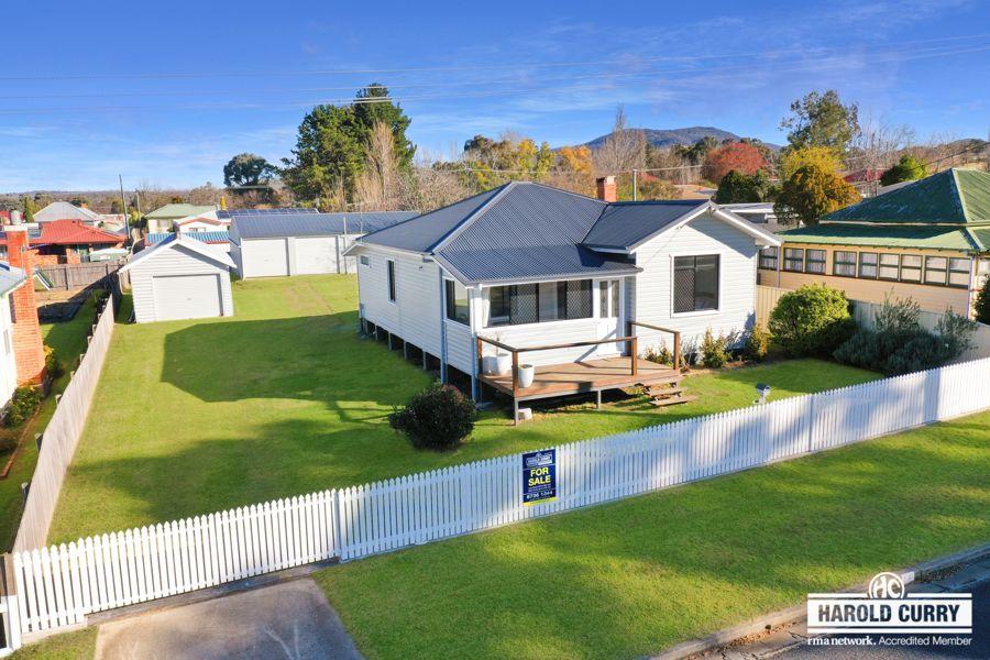 13 High St, Tenterfield, NSW 2372