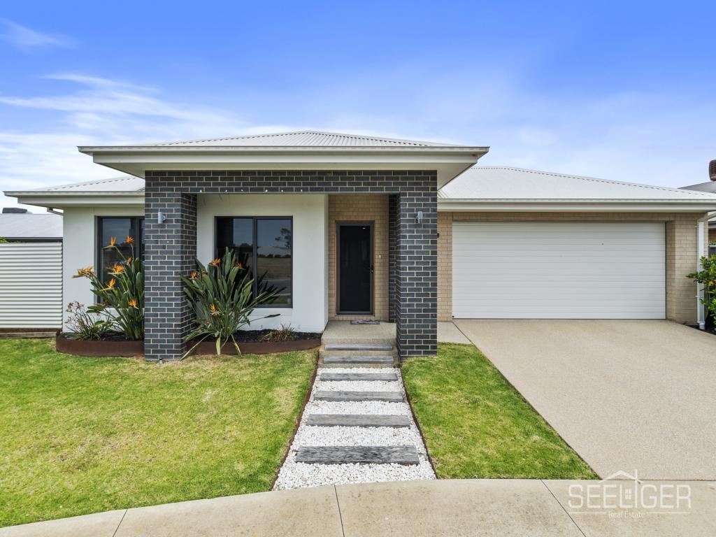 15B HOGANS RD, YARRAWONGA, VIC 3730