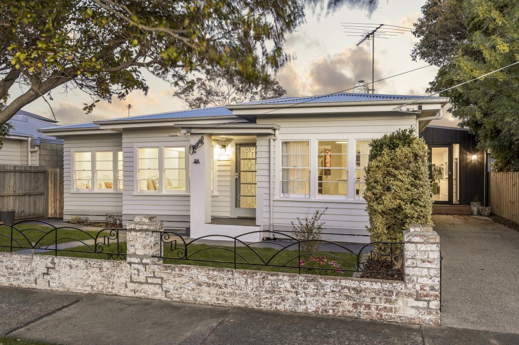 24 George St, Geelong West, VIC 3218