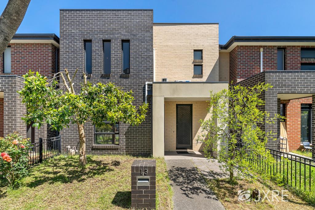 13 Crimson Gr, Clayton South, VIC 3169