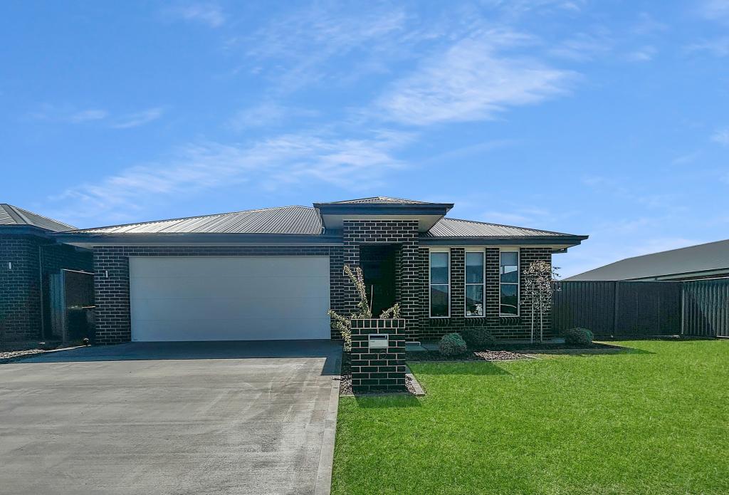 70 AZURE AVE, DUBBO, NSW 2830