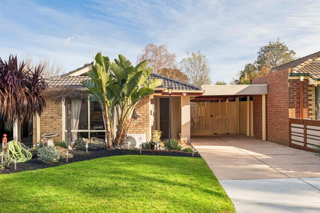 29 COOWARRA WAY, BERWICK, VIC 3806