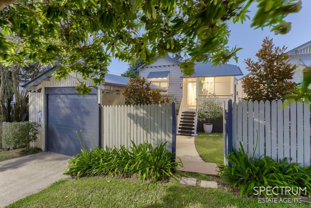 121 Grays Rd, Gaythorne, QLD 4051