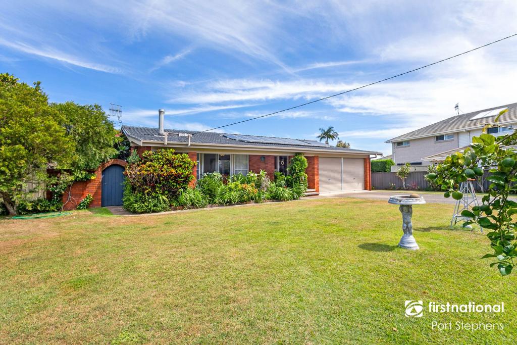 5 Clarence St, Corlette, NSW 2315