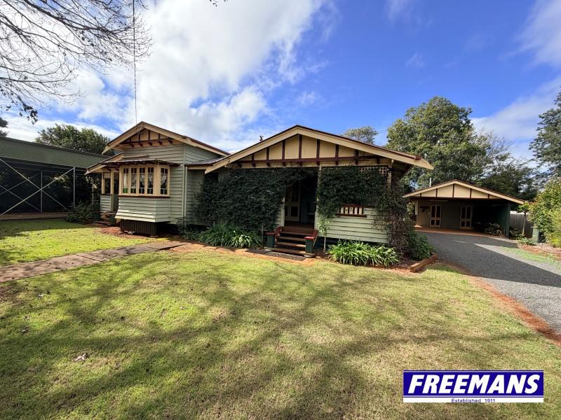 20 Burnett St, Kingaroy, QLD 4610