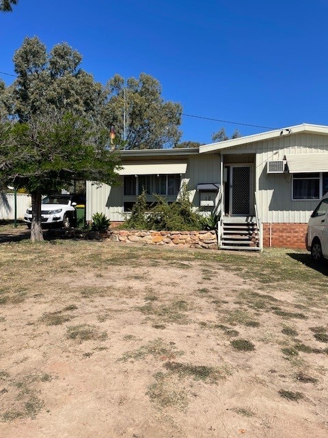 12 View St, York, WA 6302