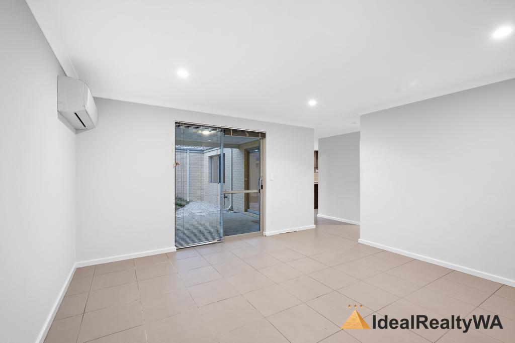 53 Lancaster Loop, Piara Waters, WA 6112