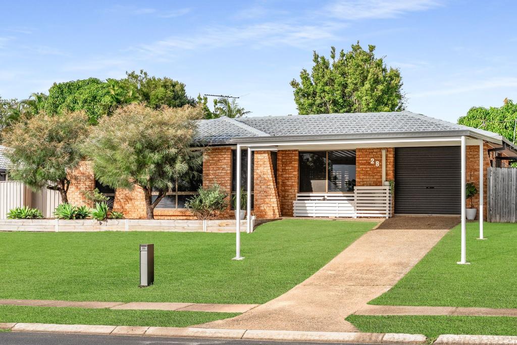 28 Brentwood Dr, Daisy Hill, QLD 4127