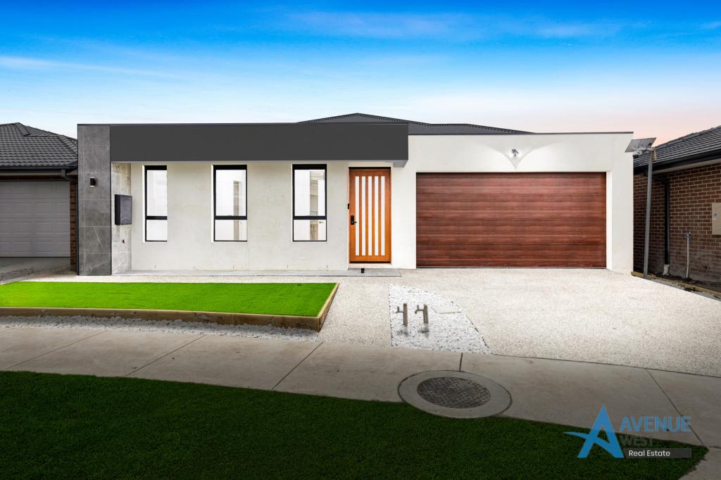 4 Moonstone Rd, Donnybrook, VIC 3064