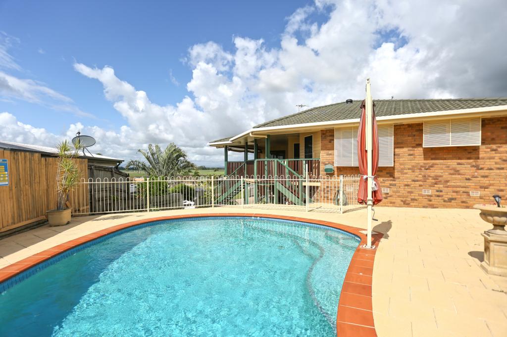 5 Jade Ct, Glenella, QLD 4740