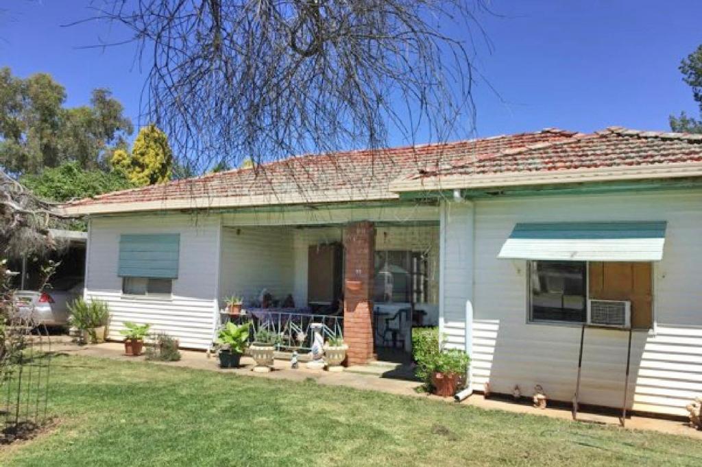 30 ALGALAH ST, NARROMINE, NSW 2821