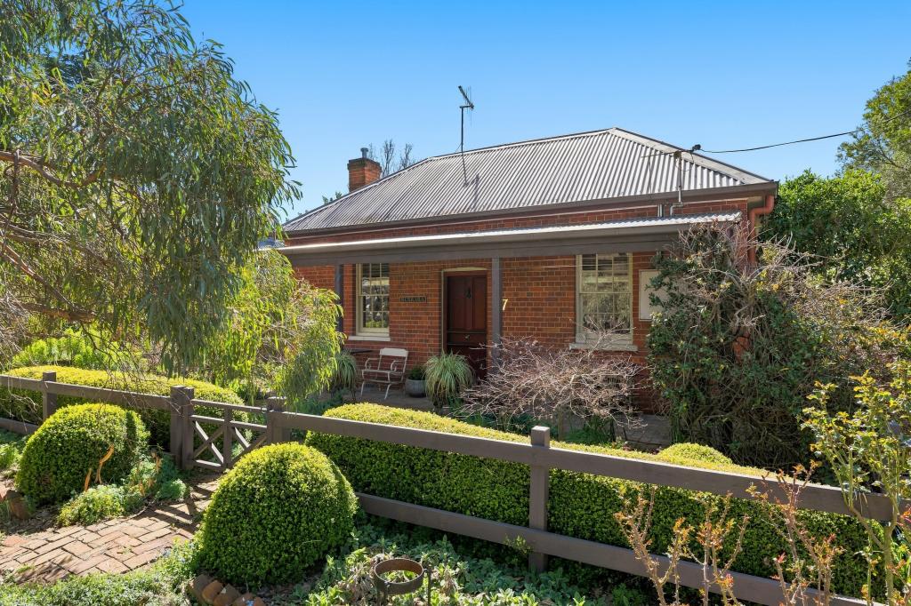 7 River Rd, Kelso, NSW 2795