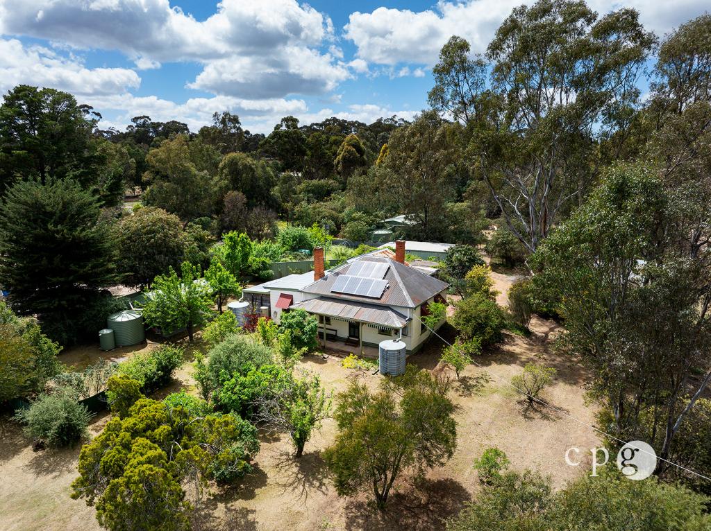 5 Gully Rd, Welshmans Reef, VIC 3462