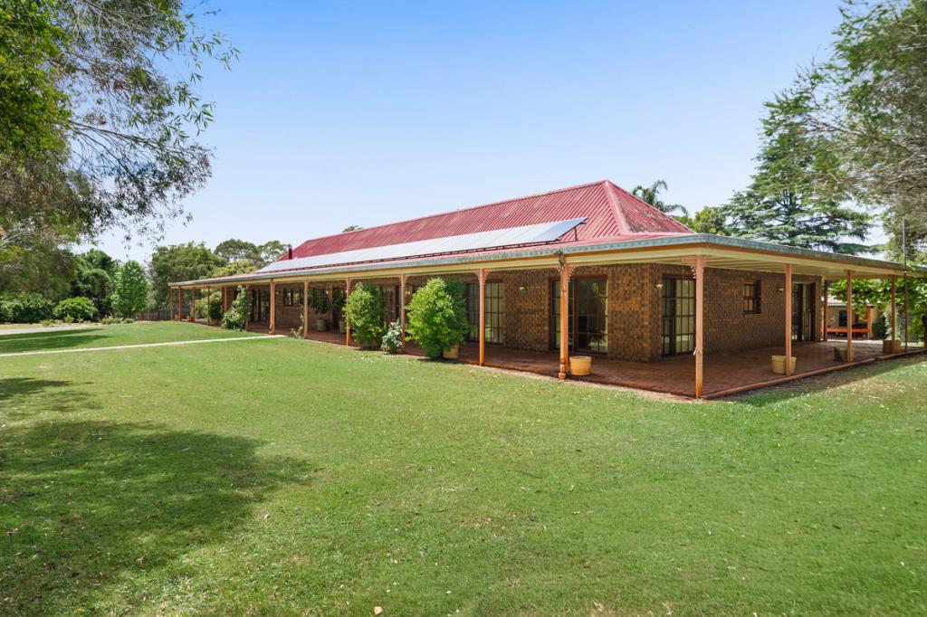 28a Clarke Rd, Highfields, QLD 4352