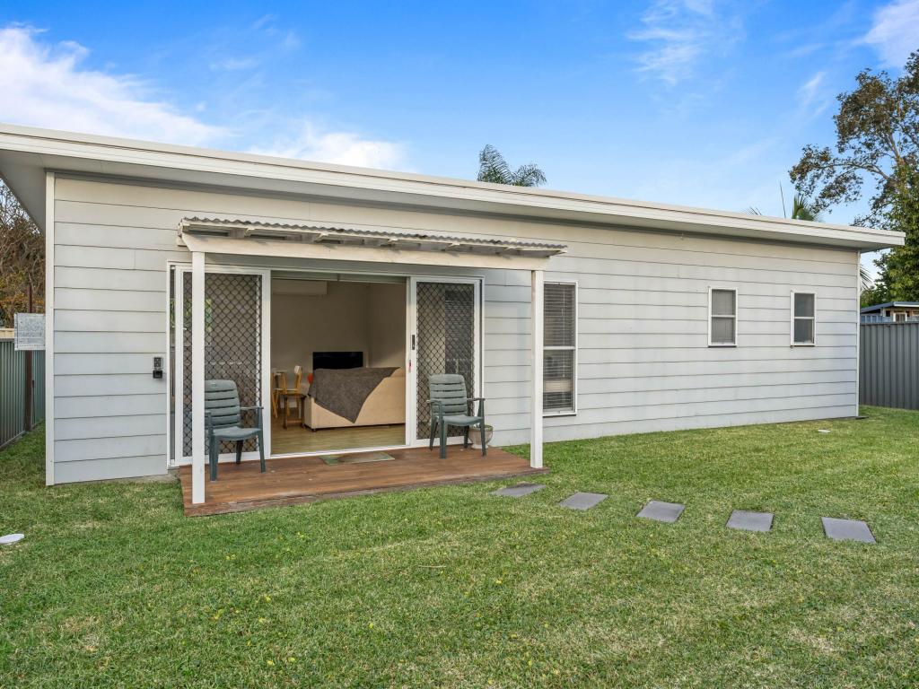 32A BASS AVE, KILLARNEY VALE, NSW 2261