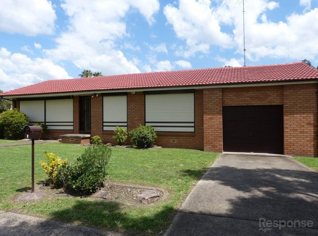 1 COWPER CIR, QUAKERS HILL, NSW 2763