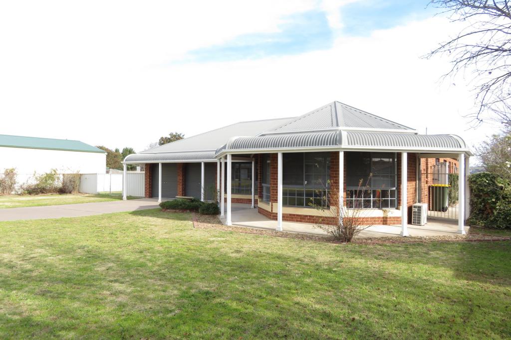 12 Mcgill Cl, Kelso, NSW 2795