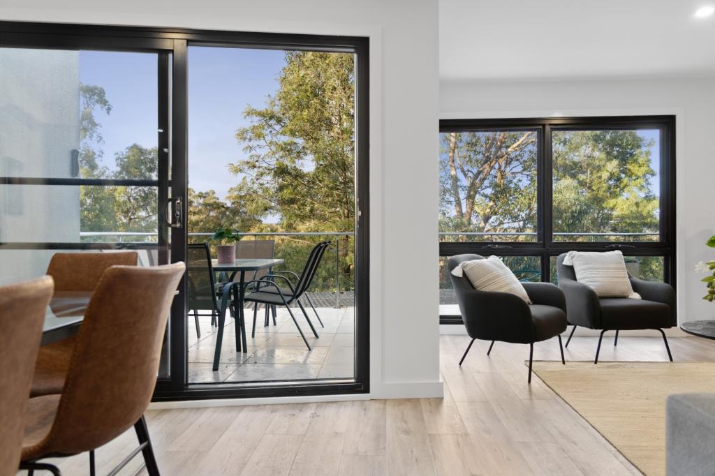 2/6 Penny Lane, Creswick, VIC 3363