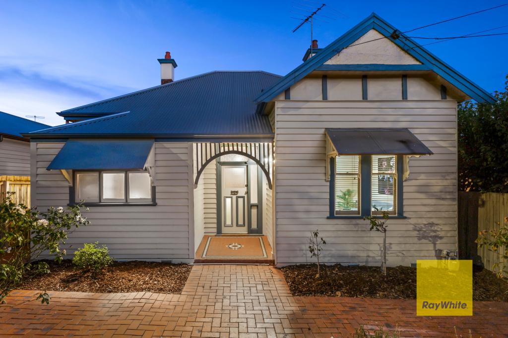 17 Bourke Cres, Geelong, VIC 3220