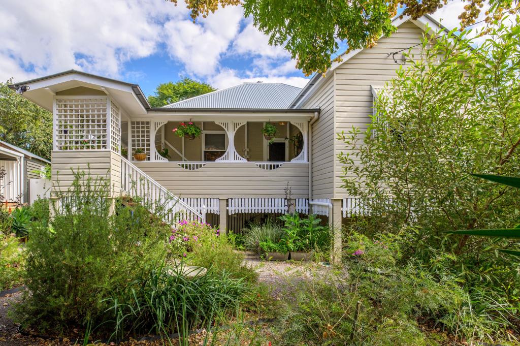 5 Red Hill Rd, Gympie, QLD 4570