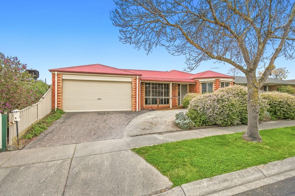 4 Peveril Ct, Narre Warren, VIC 3805