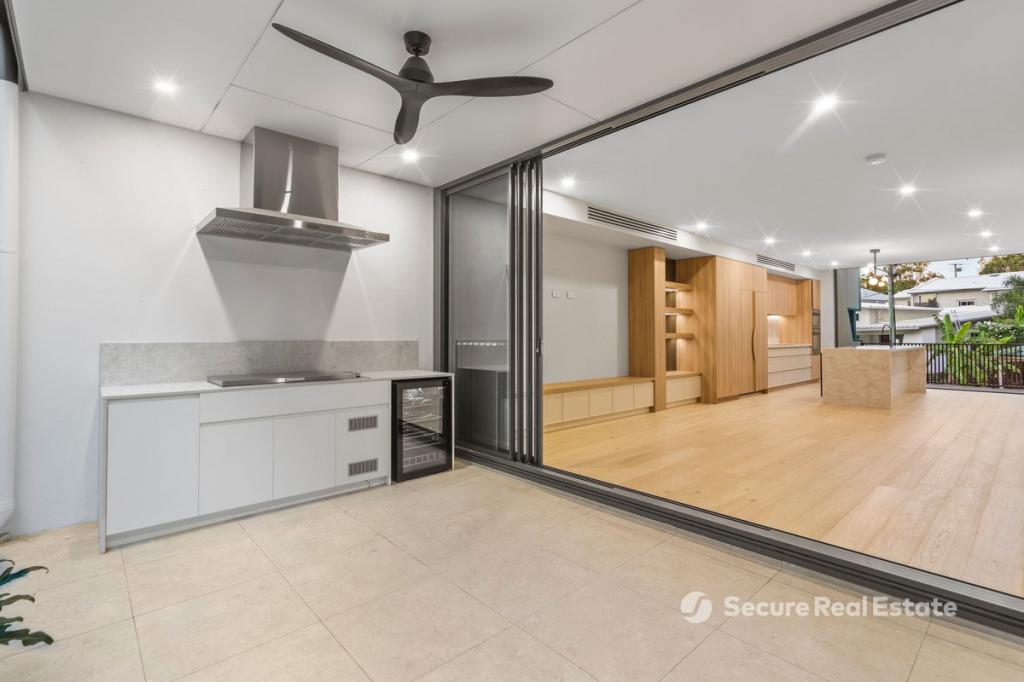 8 MAYNE ST, TOOWONG, QLD 4066